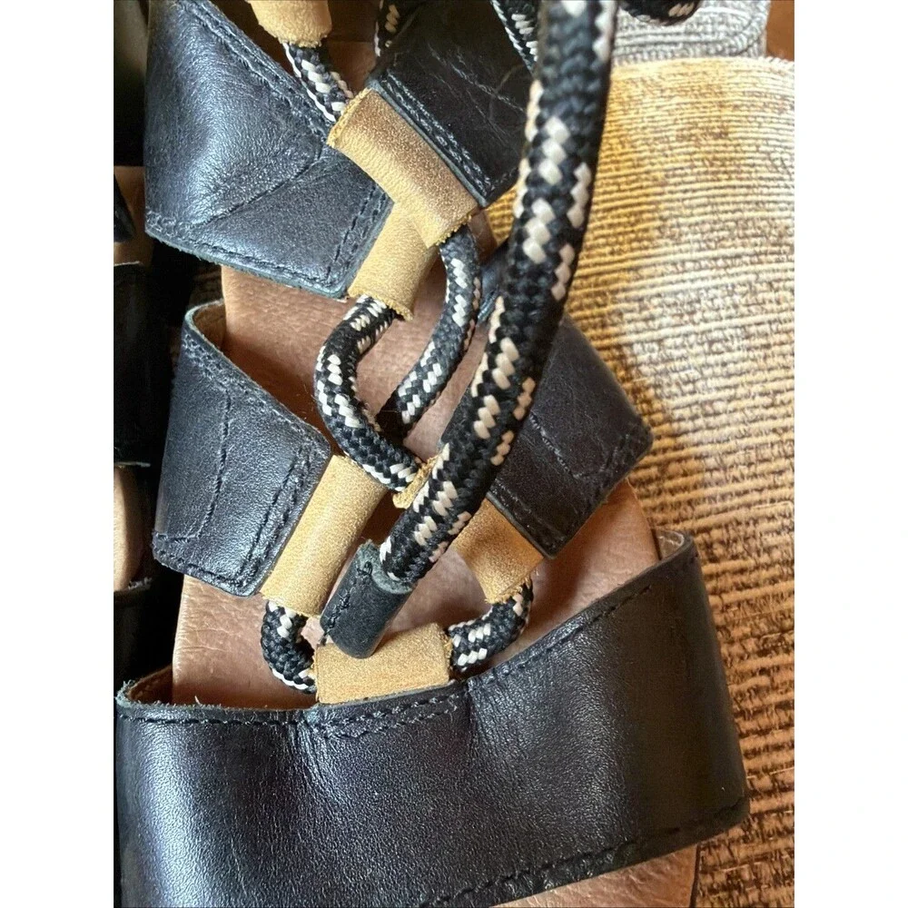 Sorel Torpeda II Lace Up Gladiator Sandals Womens Size 7.5 Black Brown